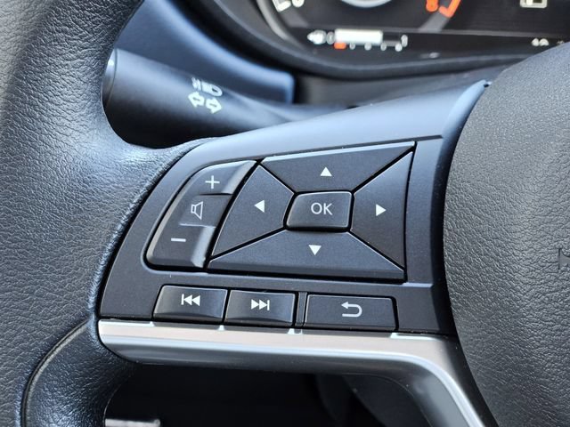 New 2025 Nissan Versa SV w/ Trunk Package FWD image 16