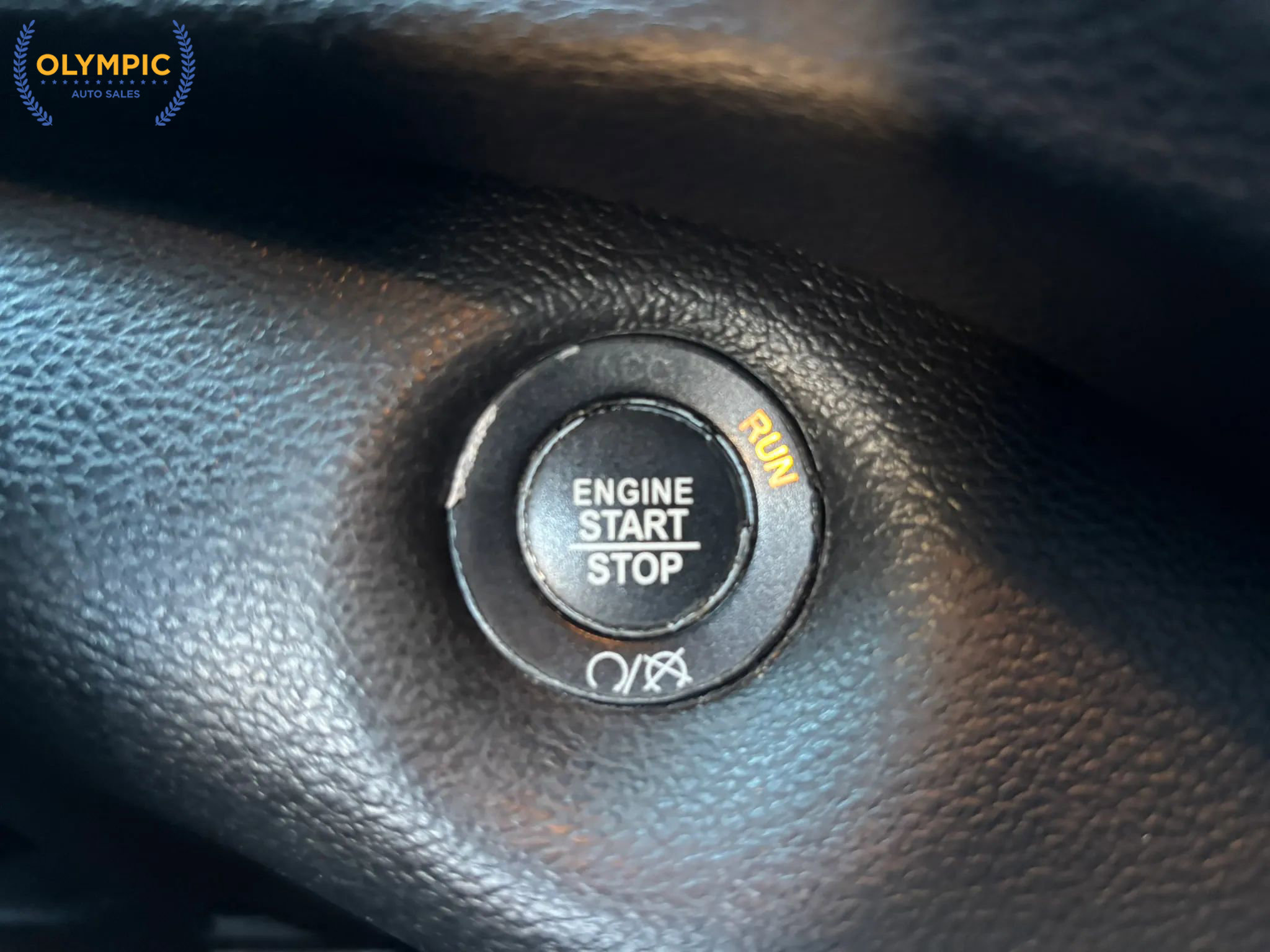 Used 2019 Jeep Cherokee Limited image 31