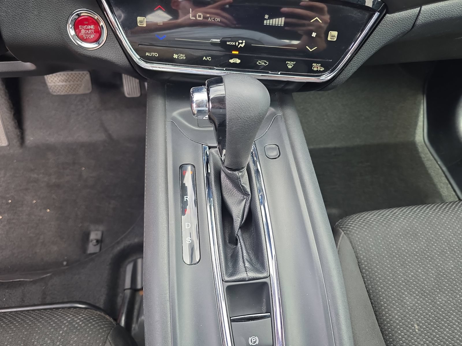Used 2017 Honda HR-V EX image 19