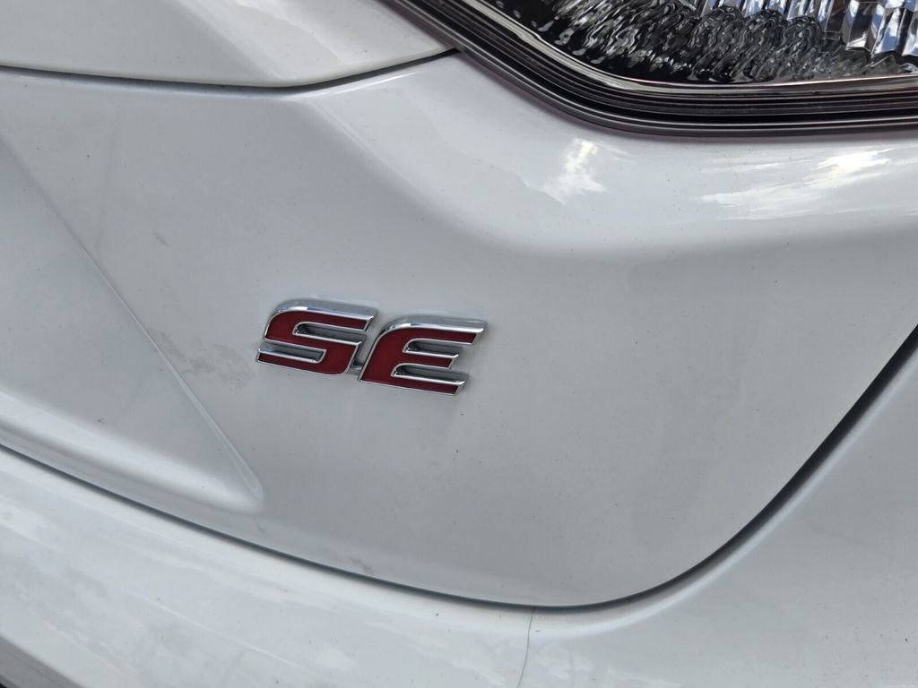 Used 2025 Toyota Corolla SE FWD image 15