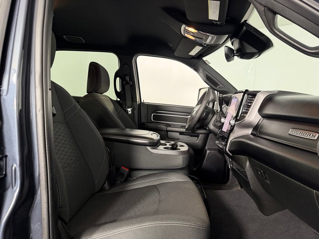 Used 2025 RAM 2500 Big Horn AWD/4WD image 27