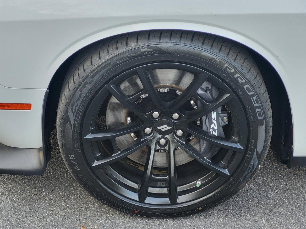 Used 2022 Dodge Challenger R/T Scat Pack w/ Shaker Package image 9
