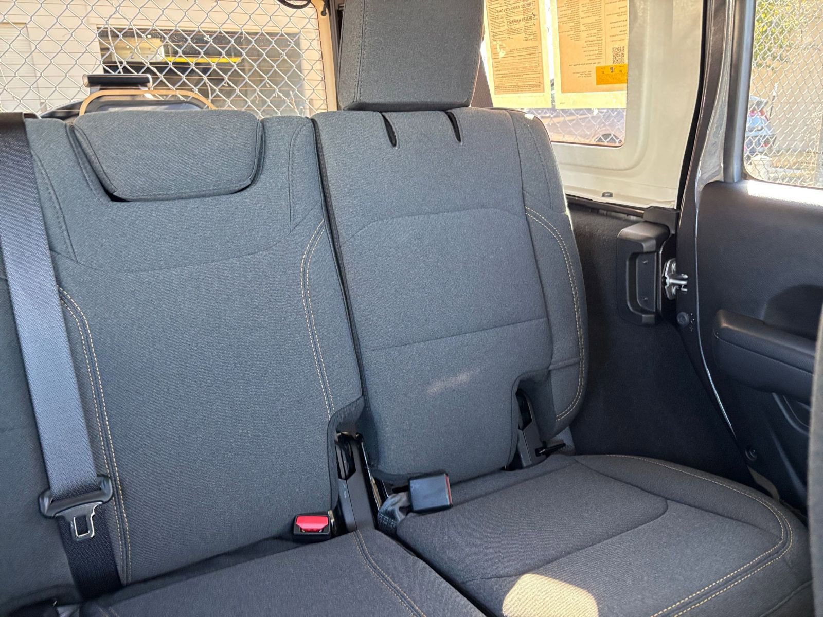 Used 2025 Jeep Wrangler Sport S image 36