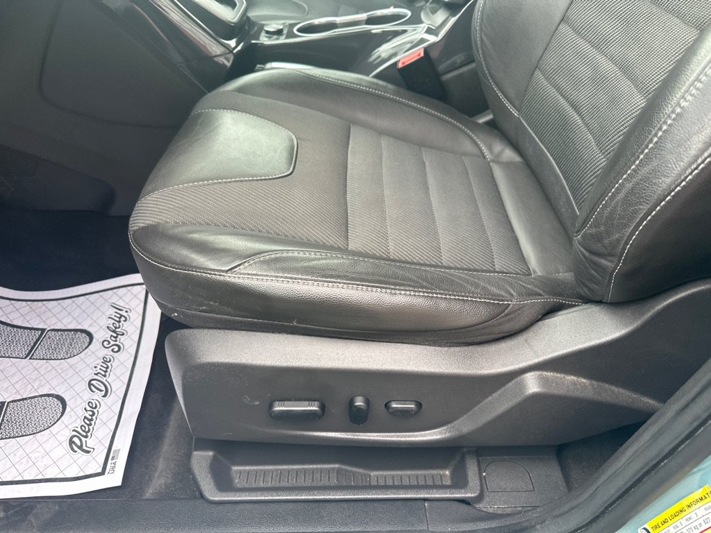 Used 2013 Ford Escape Titanium AWD/4WD image 20