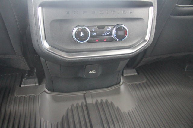 New 2026 Ford Expedition Max Platinum w/ Stealth Appearance Package AWD/4WD image 14
