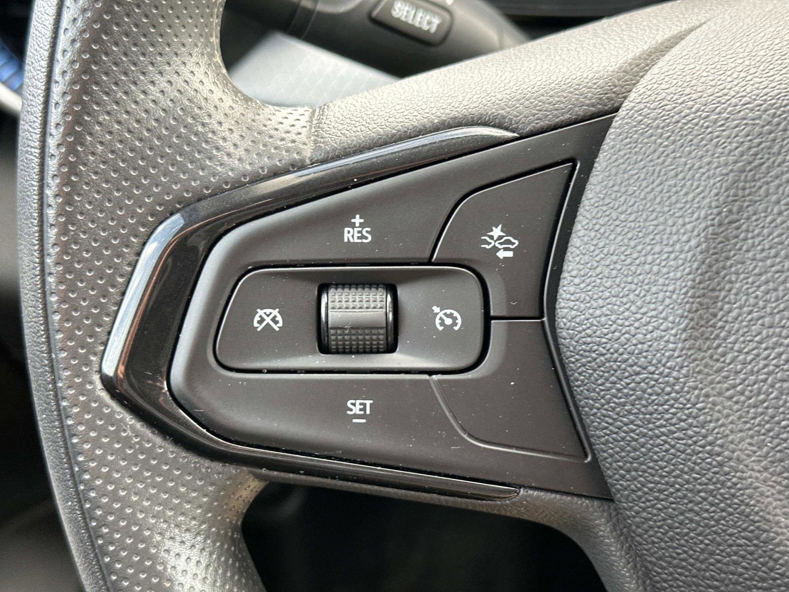 Certified 2024 Chevrolet Trax LS image 21