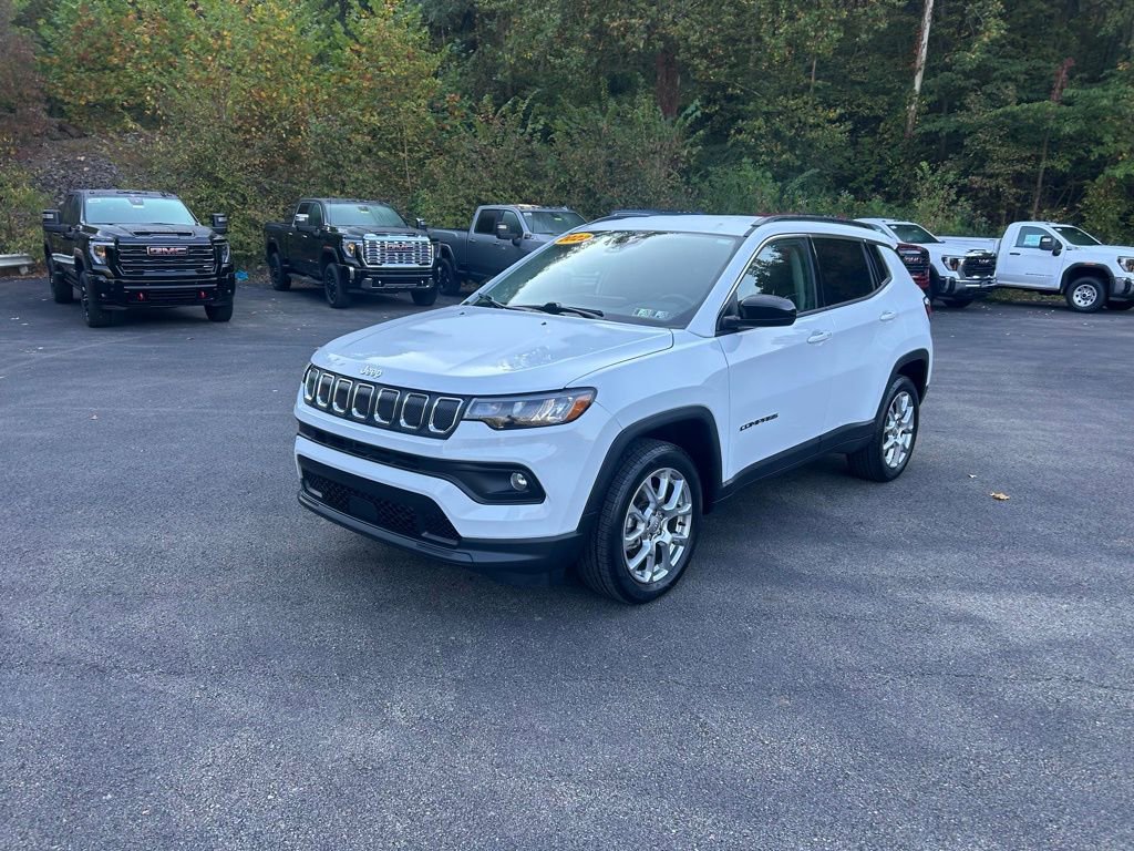 Used 2022 Jeep Compass Latitude image 7