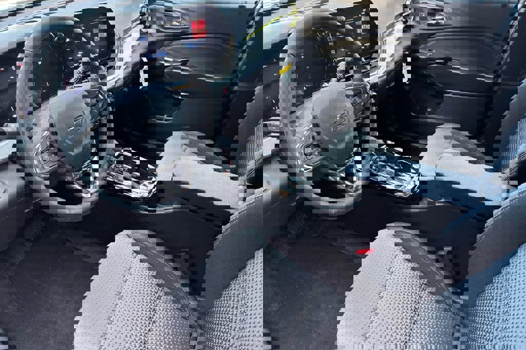 New 2026 Chevrolet Trax LT w/ Midnight Edition image 10