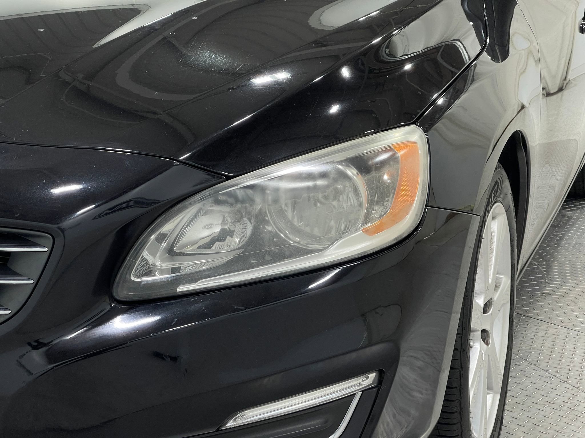 Used 2016 Volvo V60 T5 Premier image 32