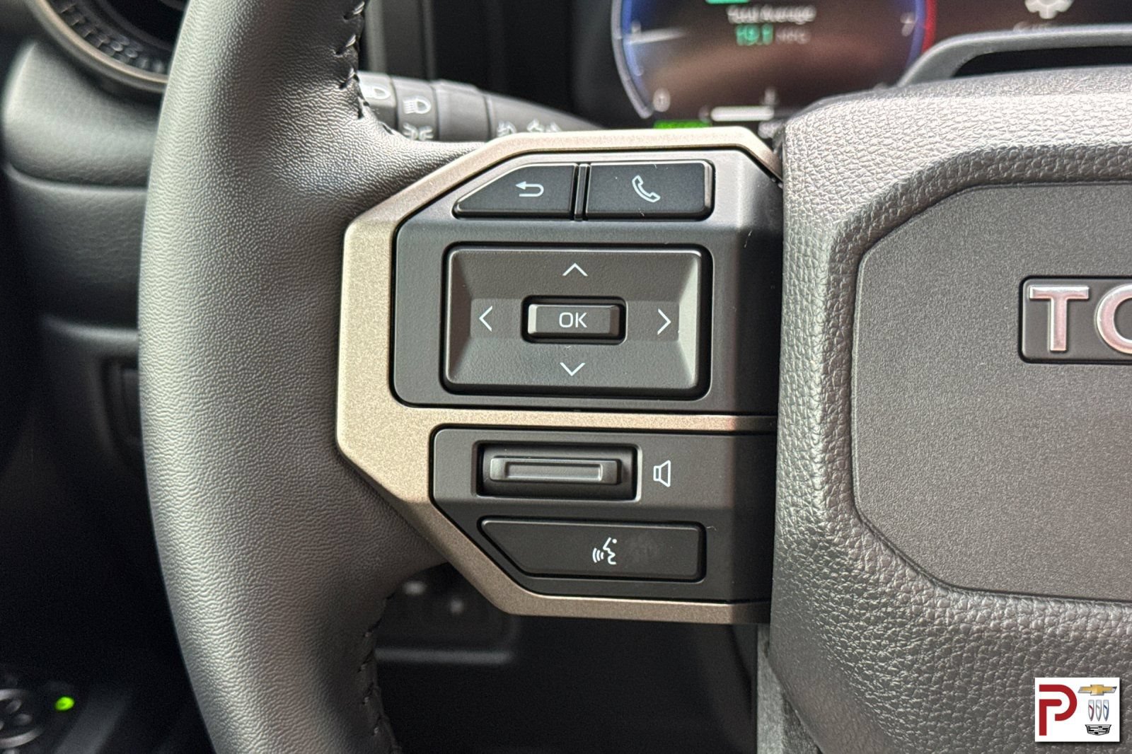 Used 2025 Toyota Land Cruiser w/ Premium Package AWD/4WD image 29