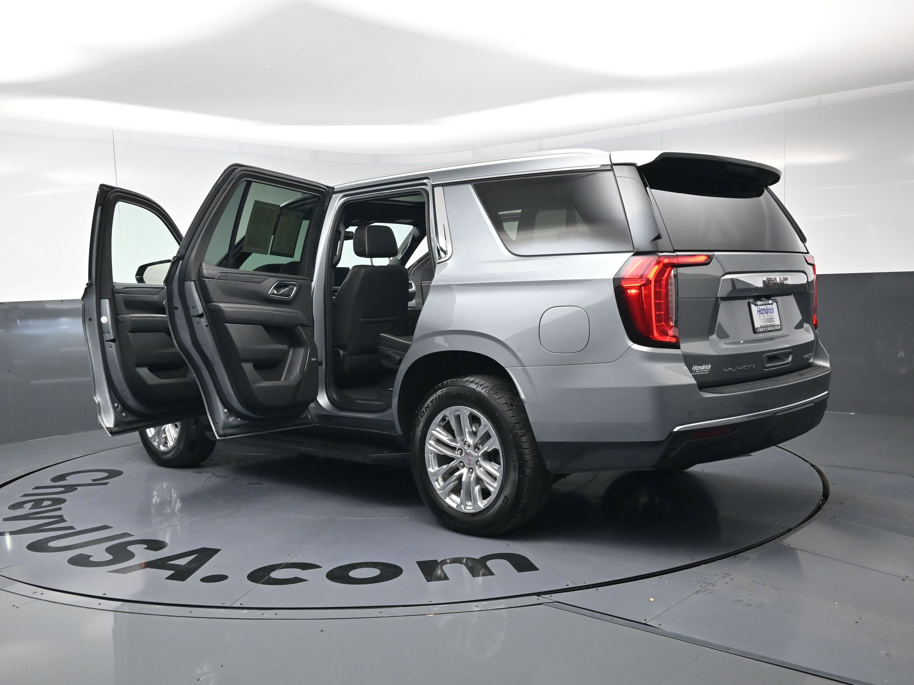 Used 2023 GMC Yukon SLT image 28