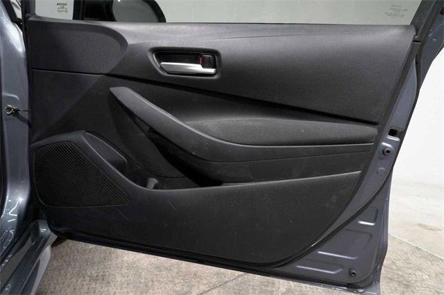 Used 2021 Toyota Corolla LE image 10