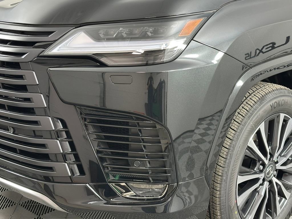 New 2026 Lexus LX 600 4WD w/ Interior Upgrade Package image 13