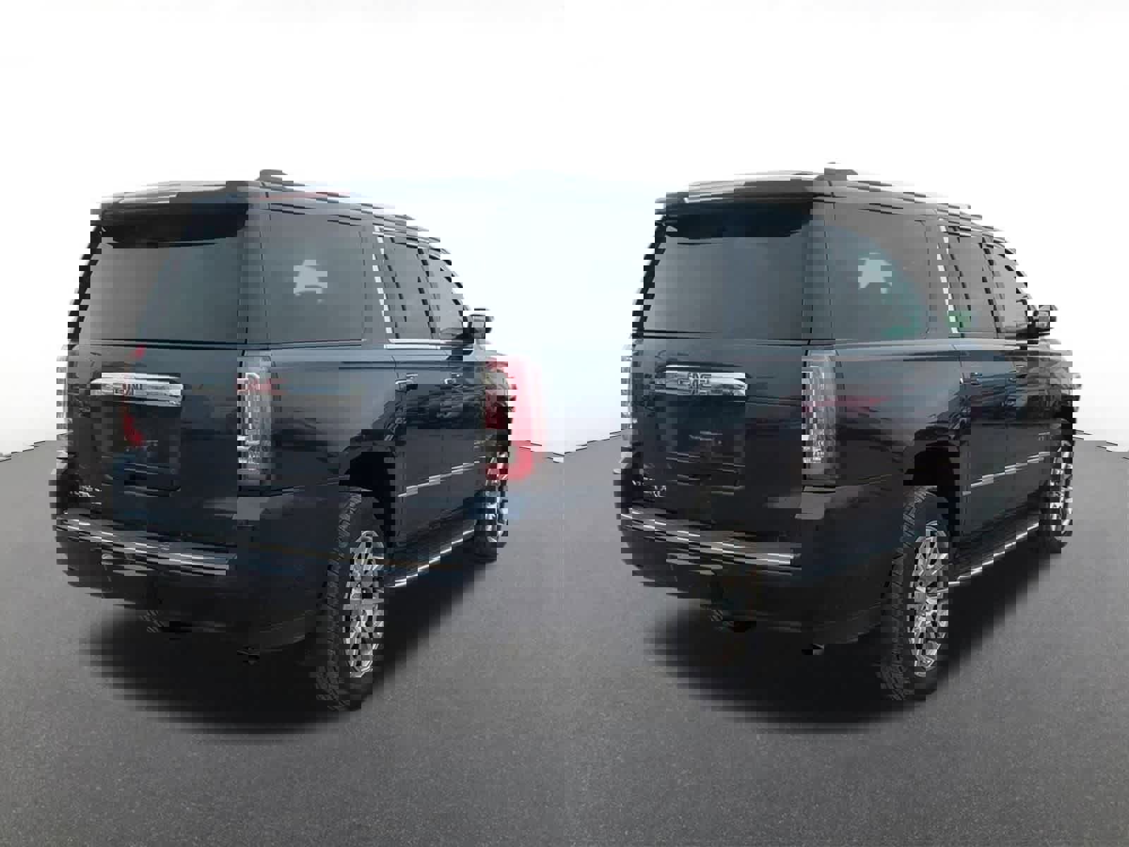 Used 2019 GMC Yukon XL Denali w/ Open Road Package image 6