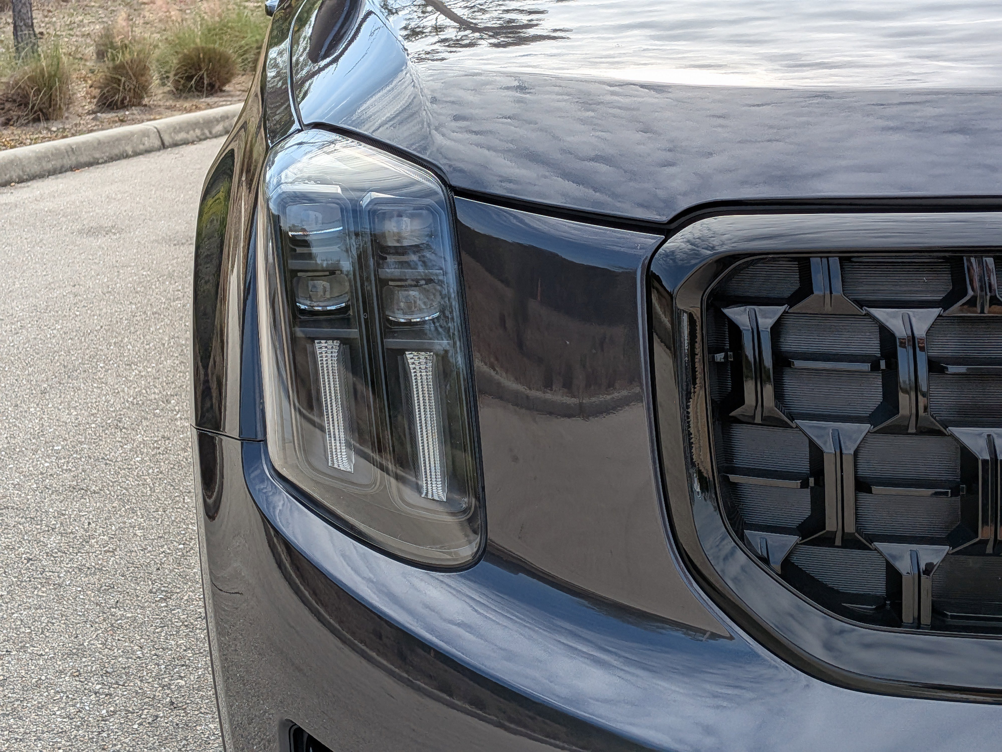 Used 2025 Kia Telluride EX X-Line image 10