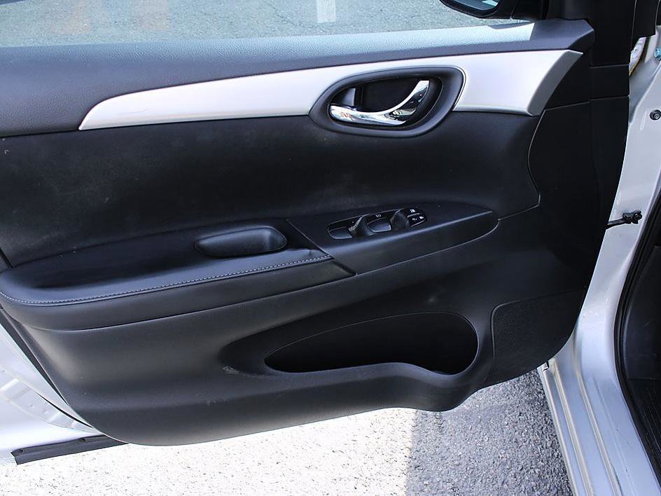 Used 2019 Nissan Sentra S image 8