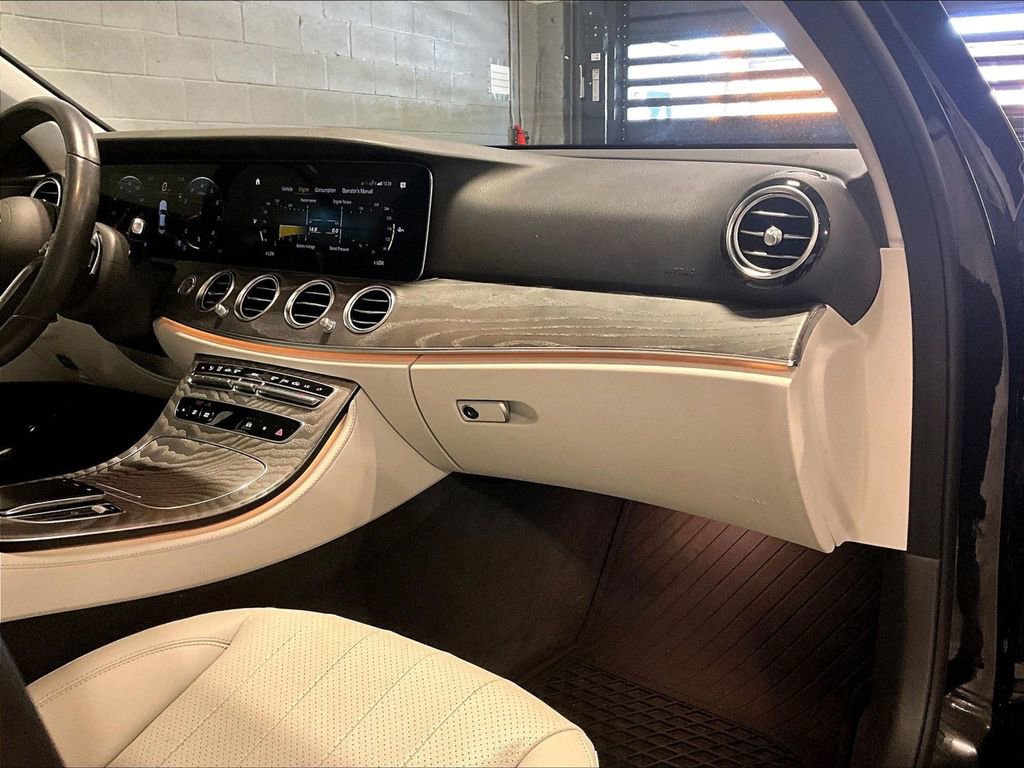 Used 2021 Mercedes-Benz E 350 4MATIC Sedan image 19