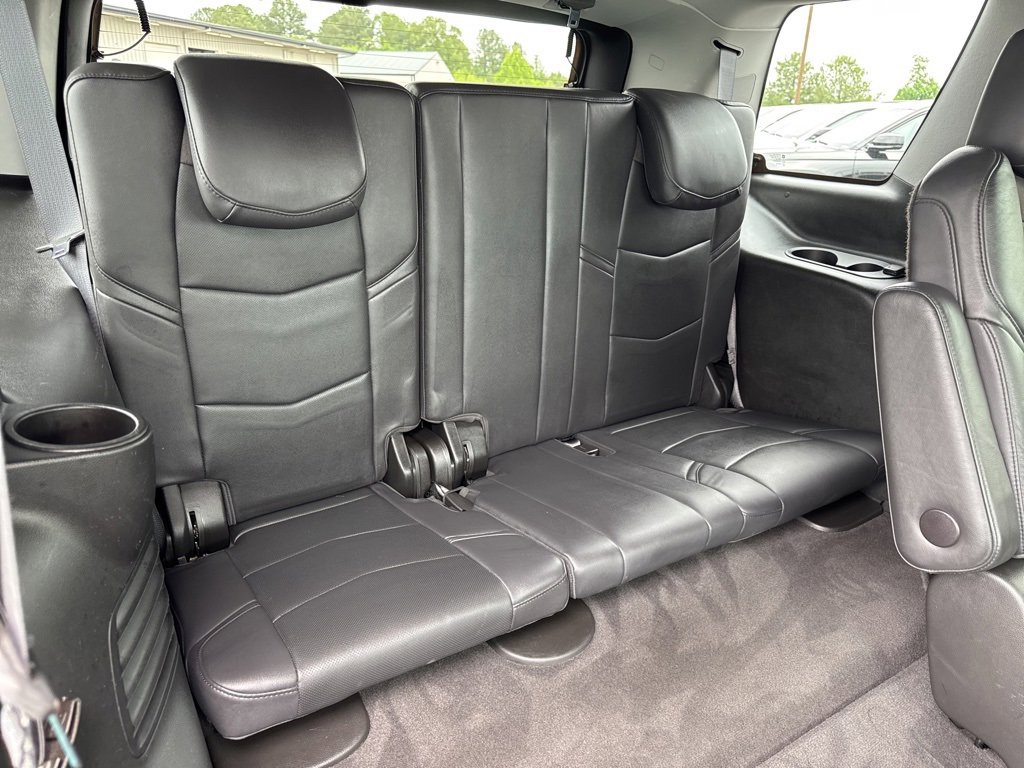 Used 2020 Cadillac Escalade Premium Luxury image 19