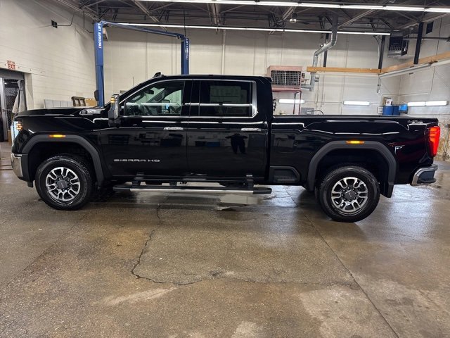 New 2026 GMC Sierra 2500 SLT w/ SLT Convenience Package image 3