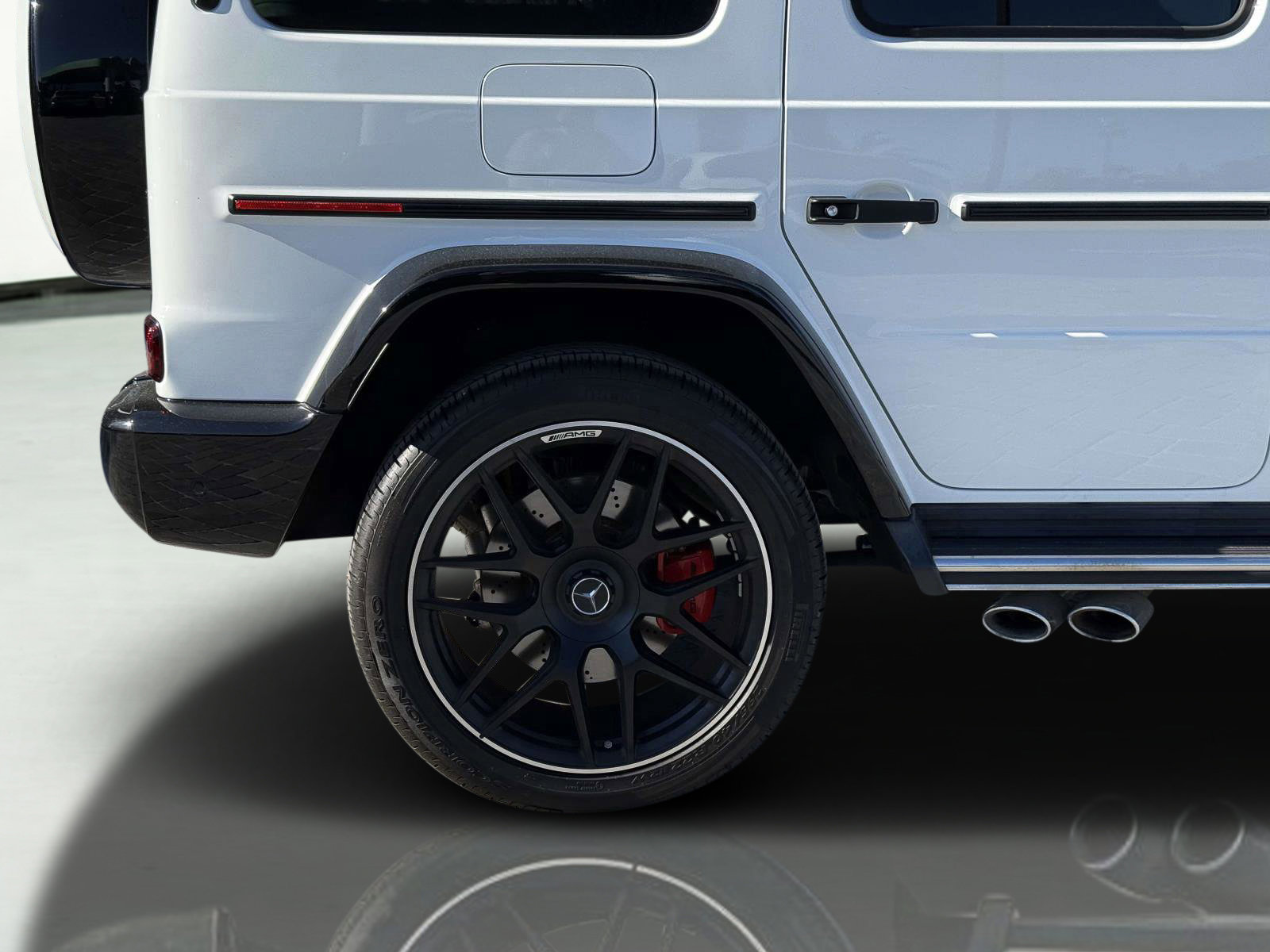 Used 2024 Mercedes-Benz G 63 AMG 4MATIC image 11