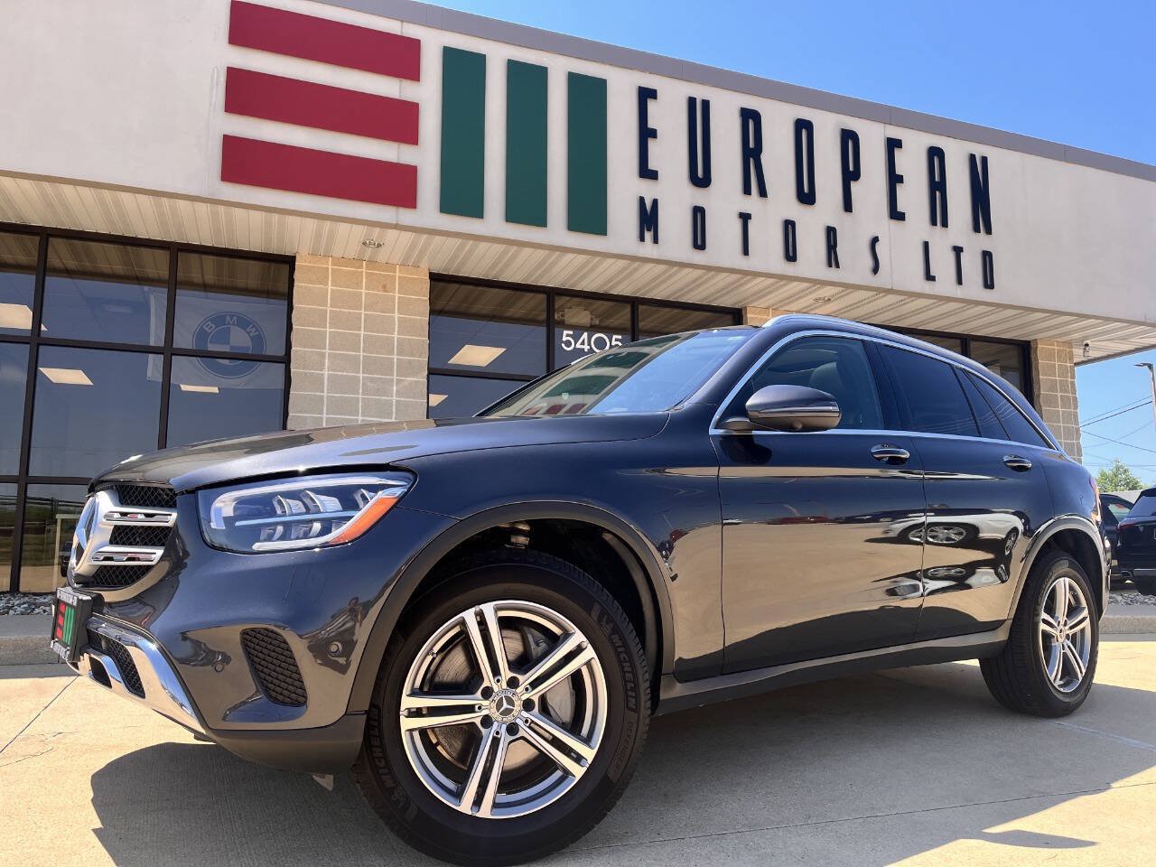 Used 2021 Mercedes-Benz GLC 300 4MATIC image 1
