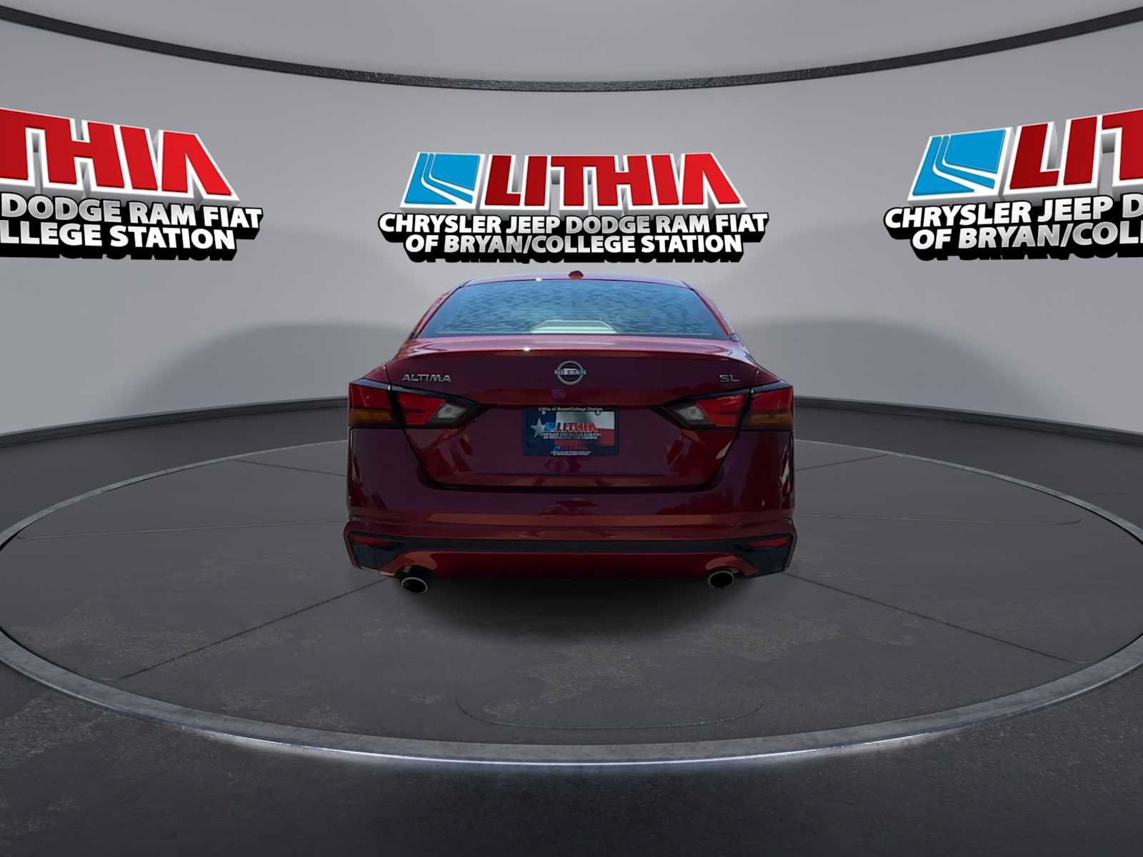 Used 2024 Nissan Altima 2.5 SL FWD image 7