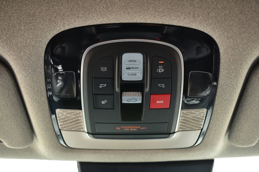 Used 2023 Hyundai Palisade Limited FWD image 50