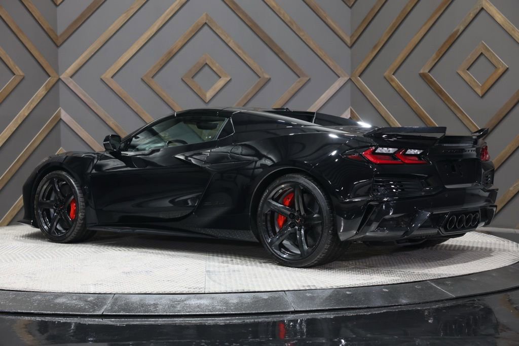 Used 2024 Chevrolet Corvette Z06 w/ Stealth Interior Trim Package image 2