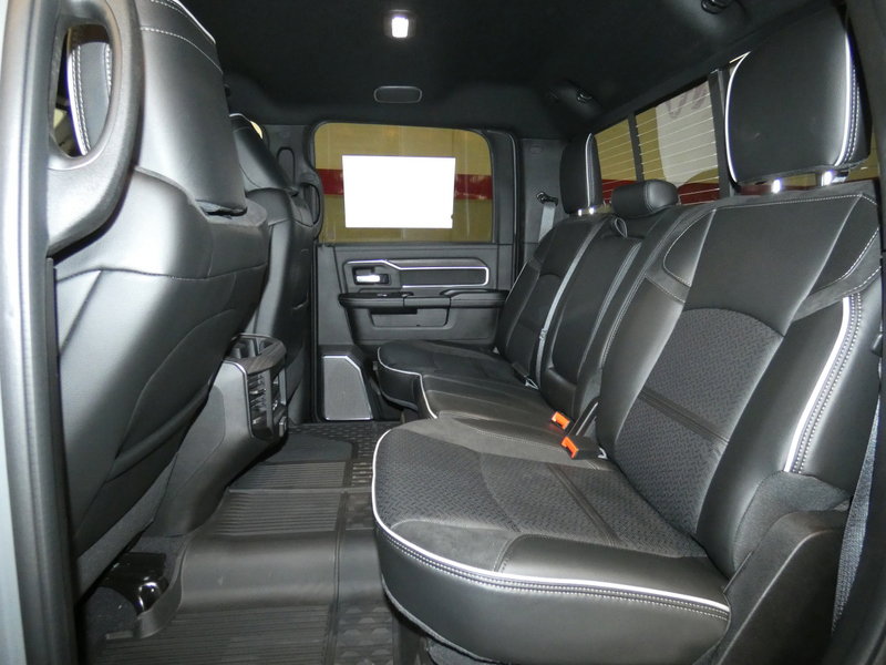 New 2026 RAM 2500 Laramie AWD/4WD image 25