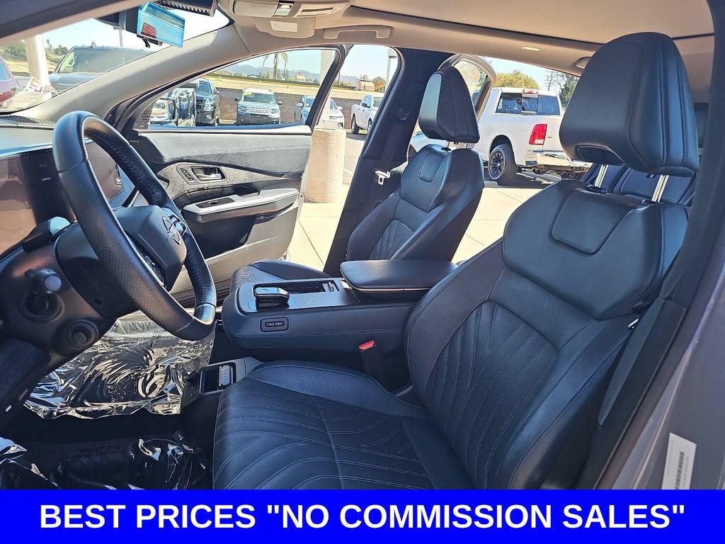 Used 2023 Nissan Ariya AWD/4WD image 15
