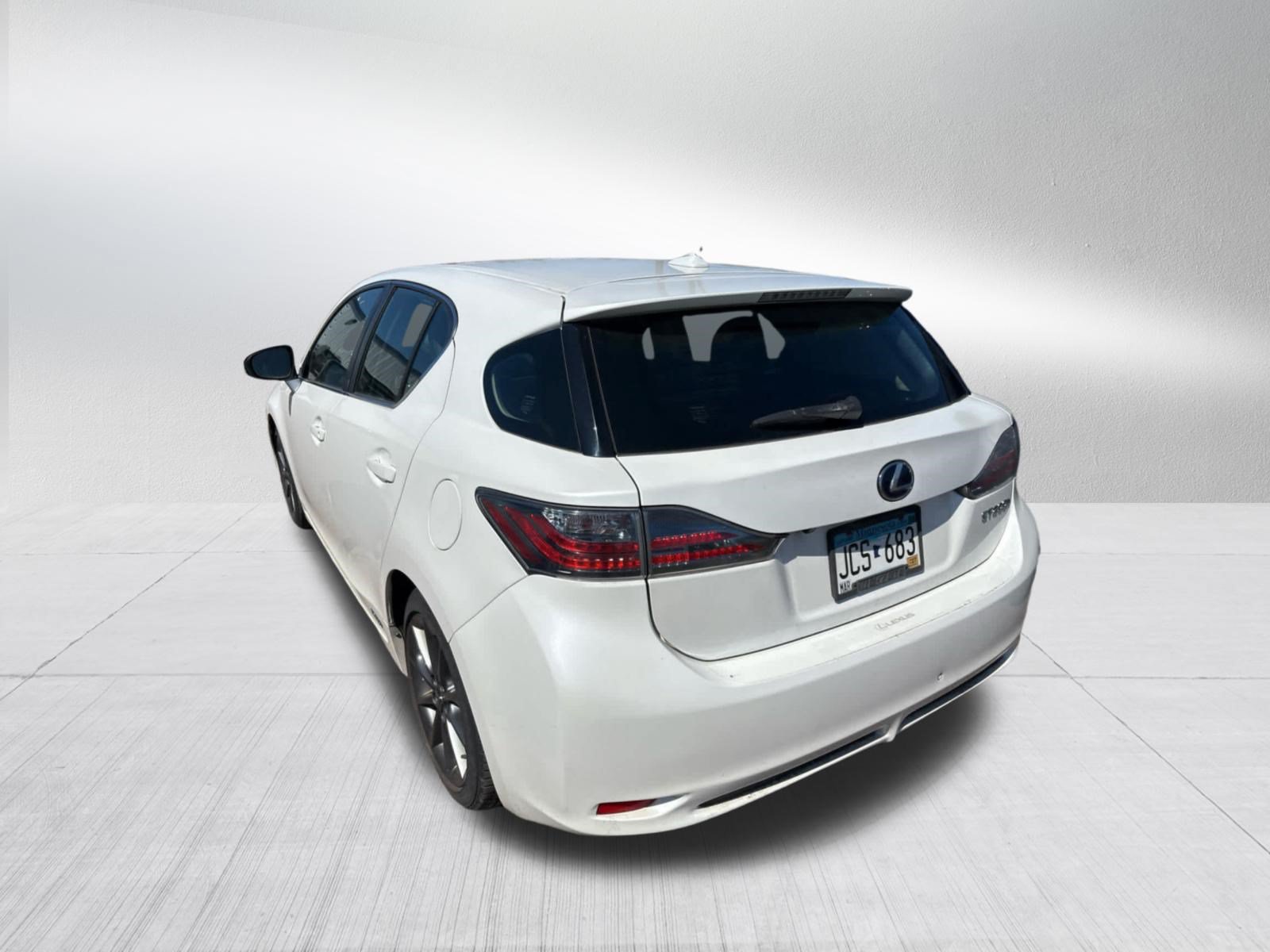 Used 2011 Lexus CT 200h Premium w/ Premium Audio Pkg FWD image 11