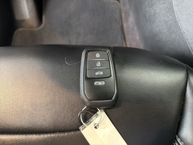 Used 2019 Jeep Cherokee Latitude Plus image 29