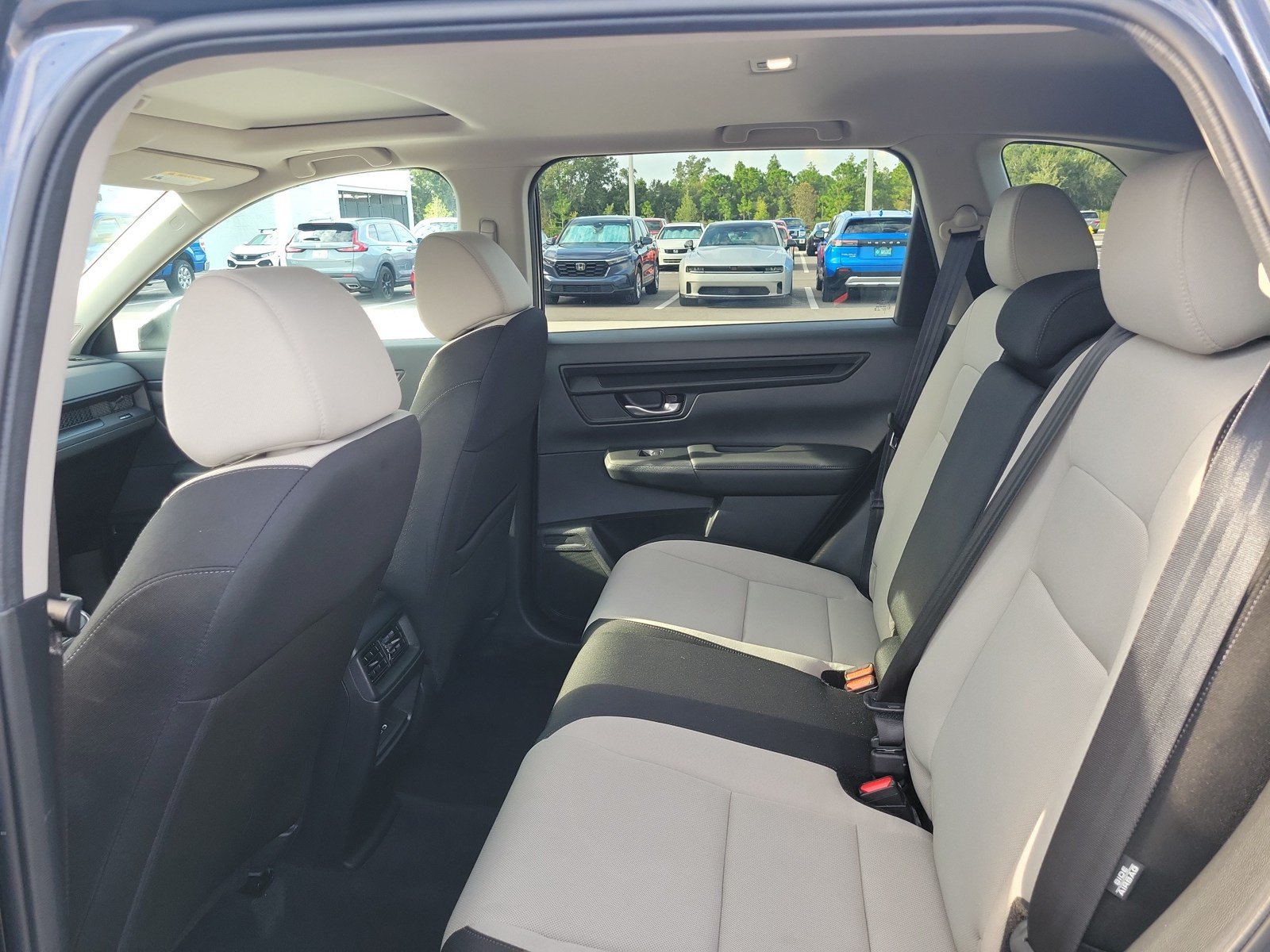 Used 2024 Honda CR-V EX image 28