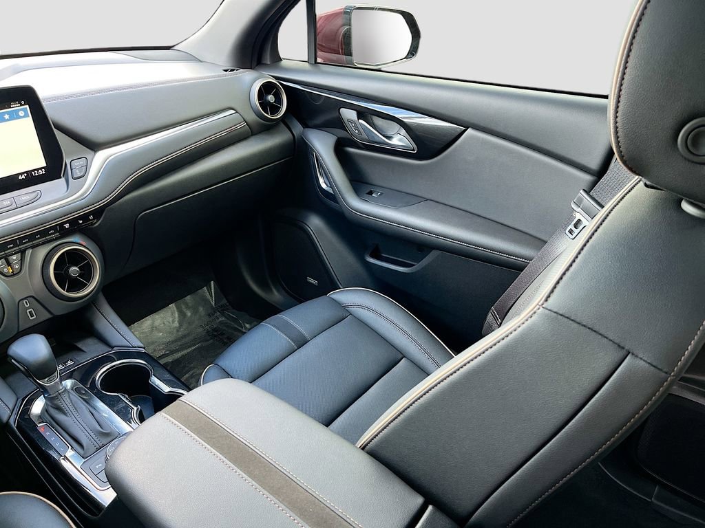 Used 2024 Chevrolet Blazer Premier w/ Driver Confidence II Package image 24