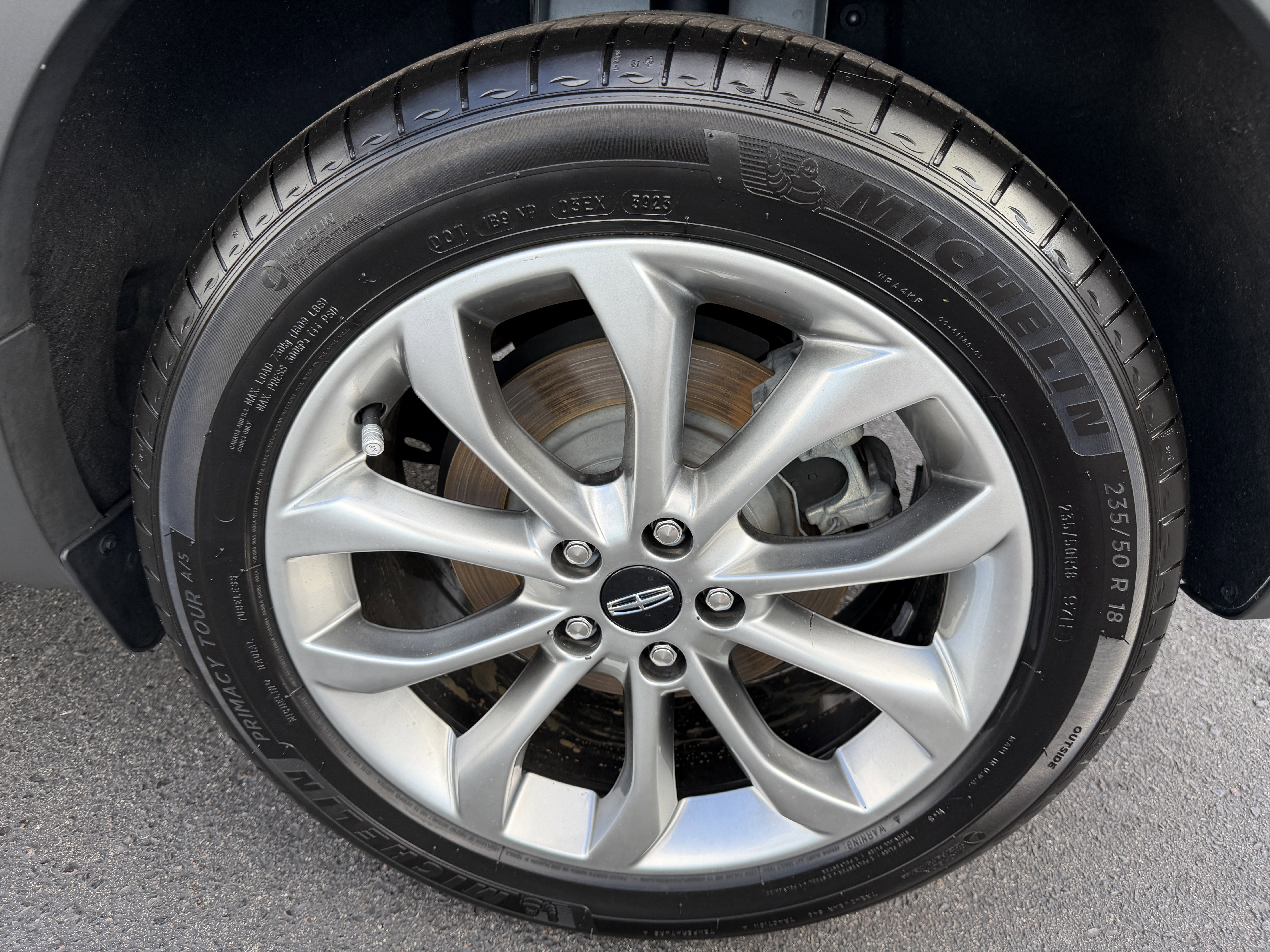 Used 2019 Lincoln MKC Select w/ Select Plus Package image 32