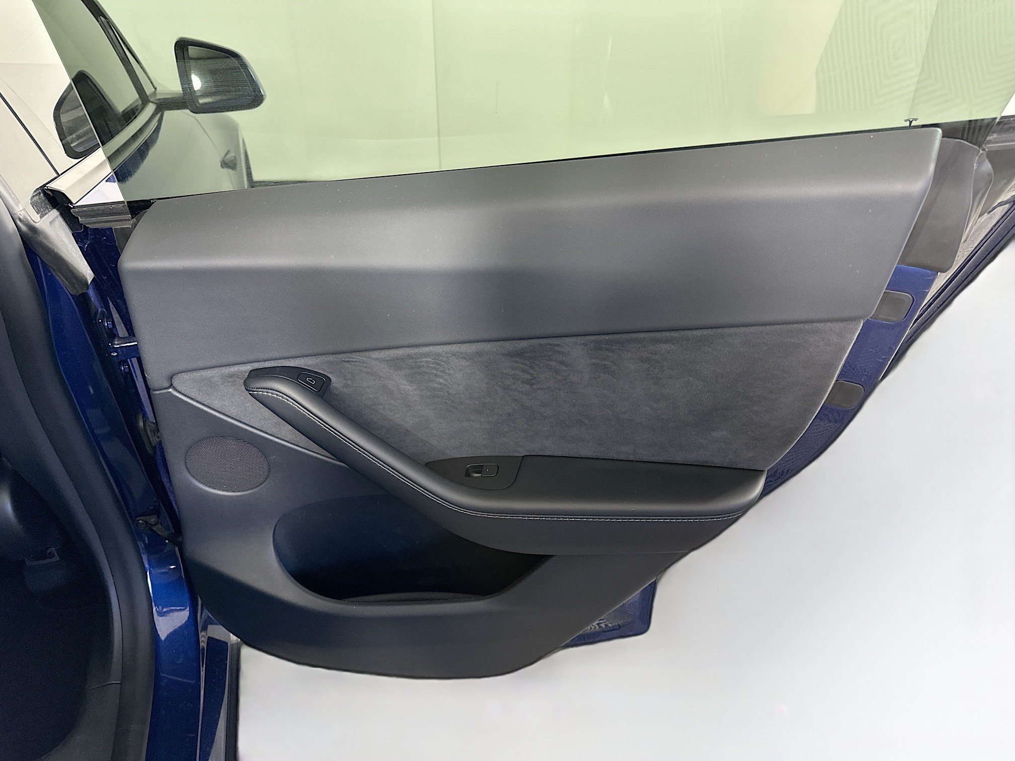 Used 2021 Tesla Model Y Long Range AWD/4WD image 30