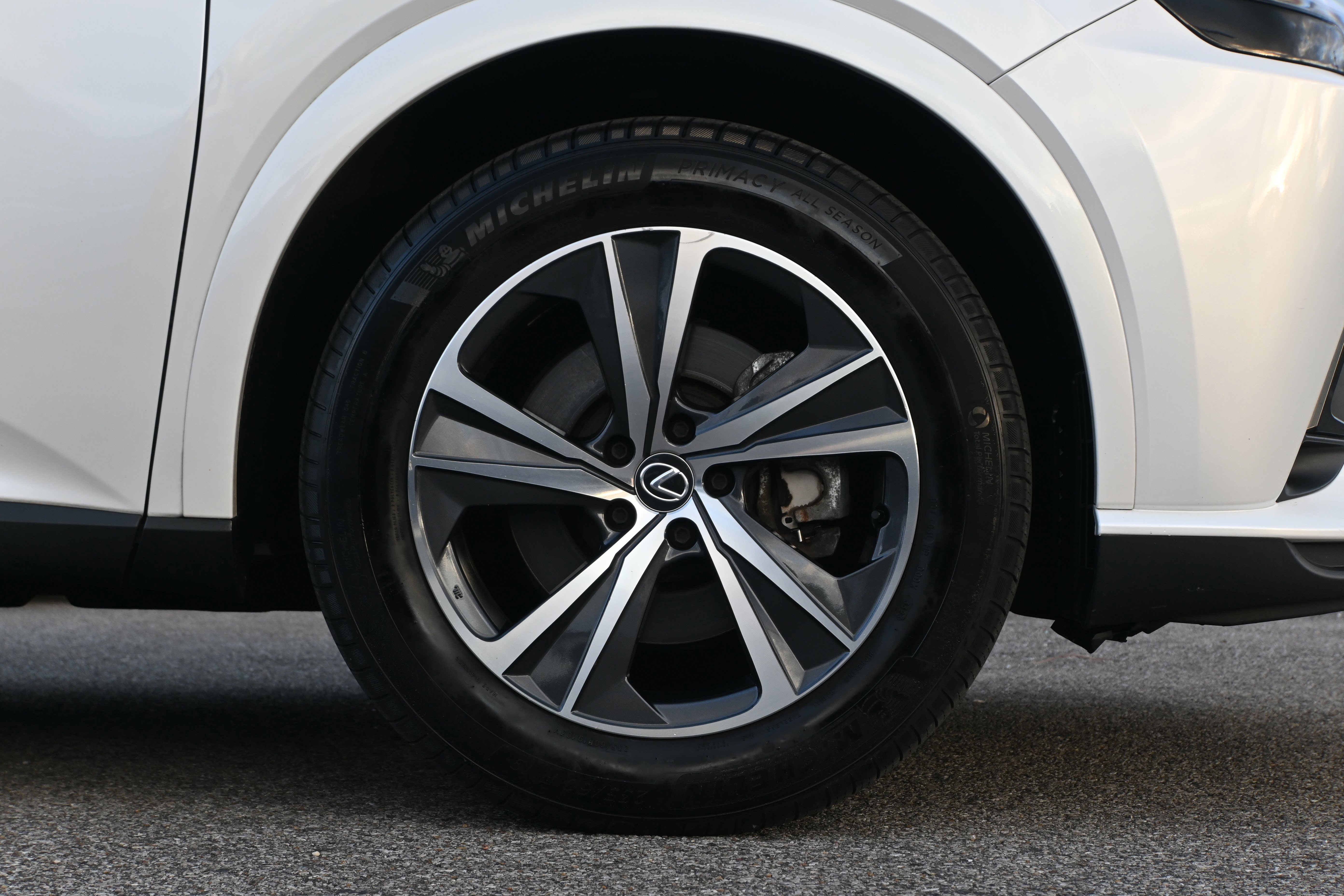 Used 2024 Lexus RX 350 Premium w/ Convenience Package image 22