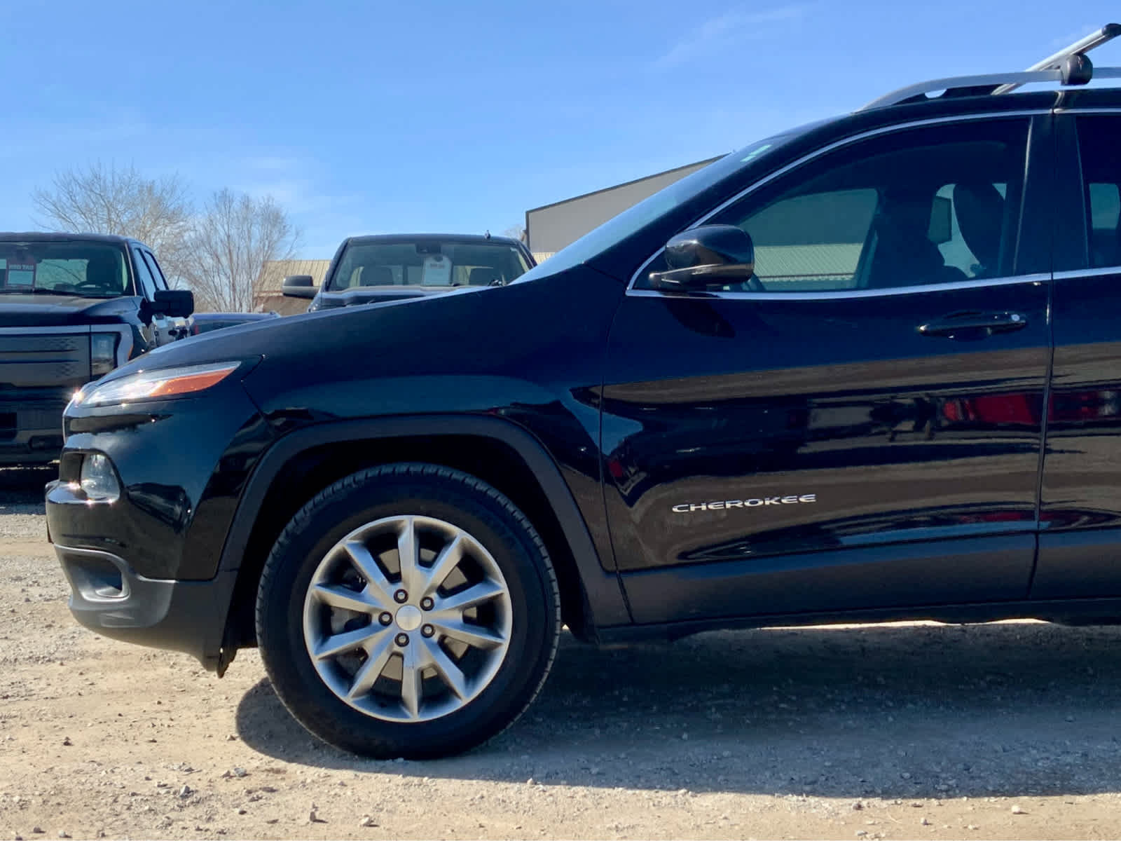 Used 2018 Jeep Cherokee Limited image 10
