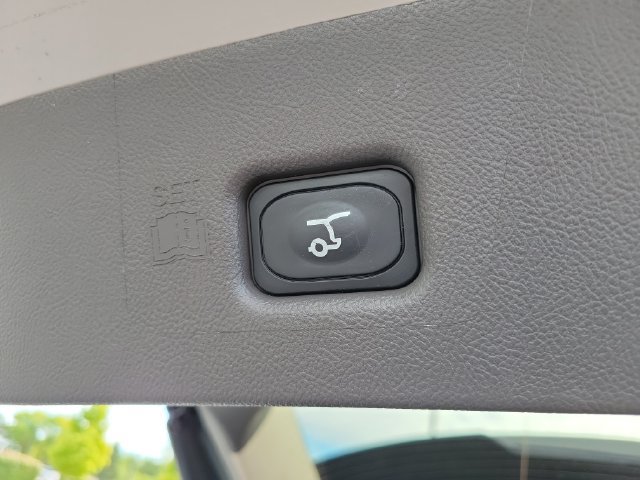 Certified 2023 Lincoln Nautilus Reserve AWD/4WD image 30