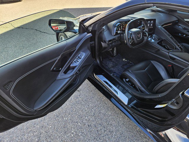 Used 2023 Chevrolet Corvette Stingray Preferred Conv w/ Stealth Interior Trim Package image 8