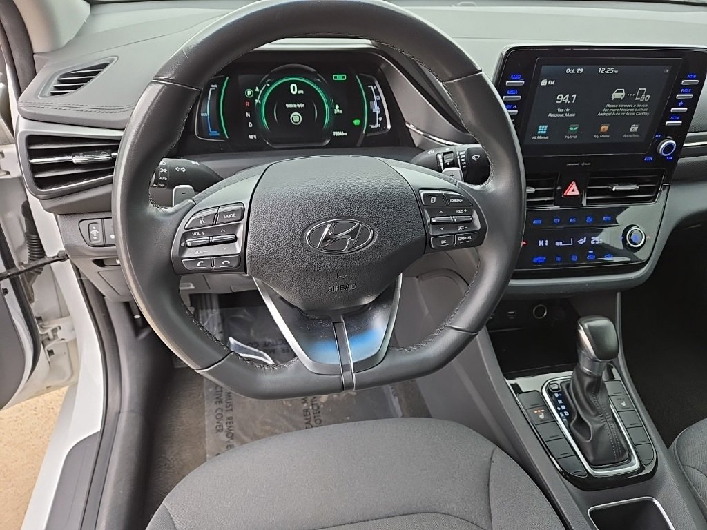 Used 2020 Hyundai Ioniq SE image 37