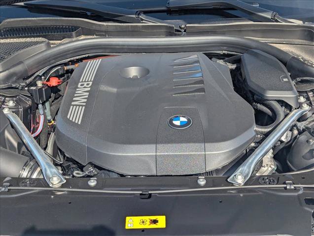 New 2027 BMW 550e xDrive w/ Executive Package AWD/4WD image 16