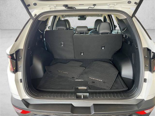 Used 2024 Hyundai Tucson Limited AWD/4WD image 23