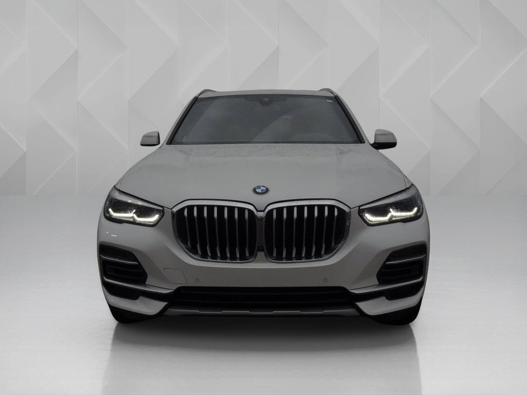 Used 2022 BMW X5 xDrive40i w/ Premium Package AWD/4WD image 7