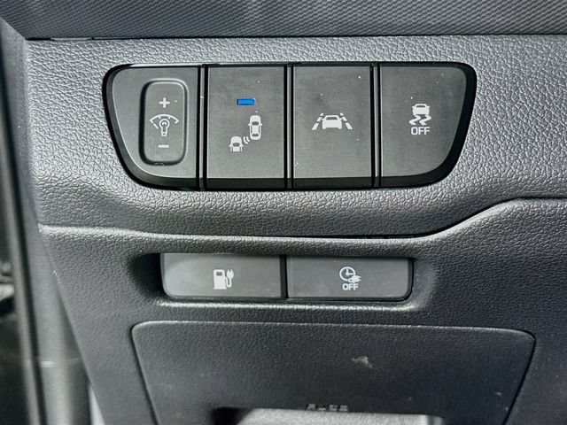 Used 2021 Hyundai Ioniq Limited FWD image 24