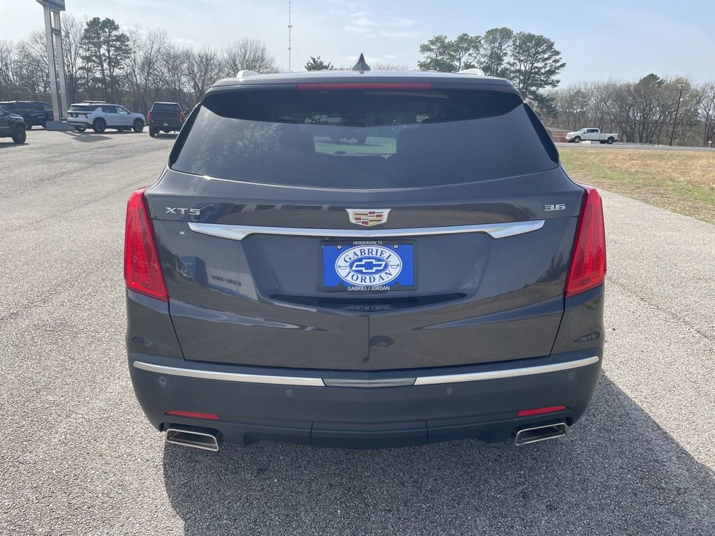 Used 2019 Cadillac XT5 Luxury w/ Advanced Security Package image 4