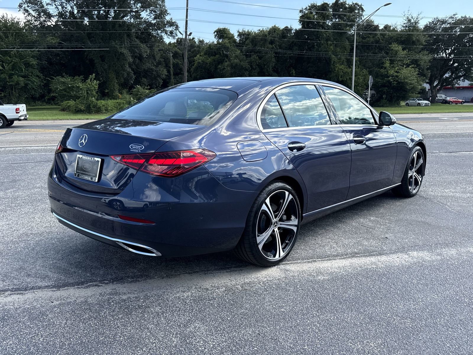 New 2025 Mercedes-Benz C 300 Sedan image 5