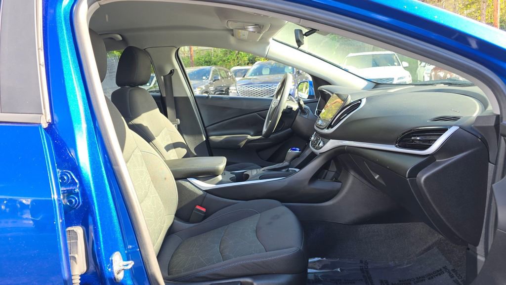 Used 2018 Chevrolet Volt LT image 10