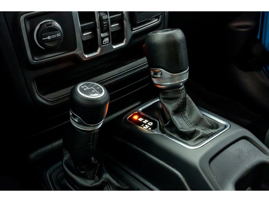 Used 2021 Jeep Wrangler Unlimited Islander image 25