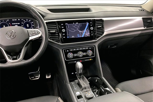 Used 2022 Volkswagen Atlas SEL Premium image 6